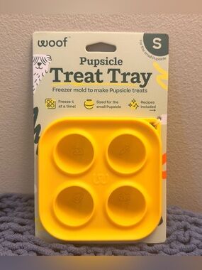 Woof Pupsicle Treat Tray Mold